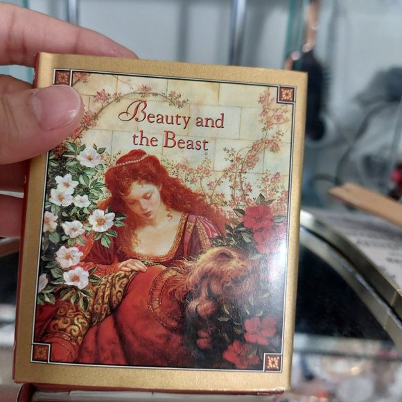 Mini Fairy Tales Kids Books Perfect For Moms On The Go Traveling Kids Companions - Picture 5 of 6